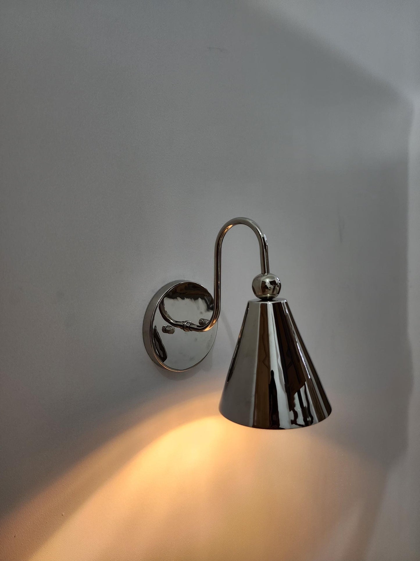 Handcrafted Mid-Century Brass Wall Sconce - Sputnik Starburst Light