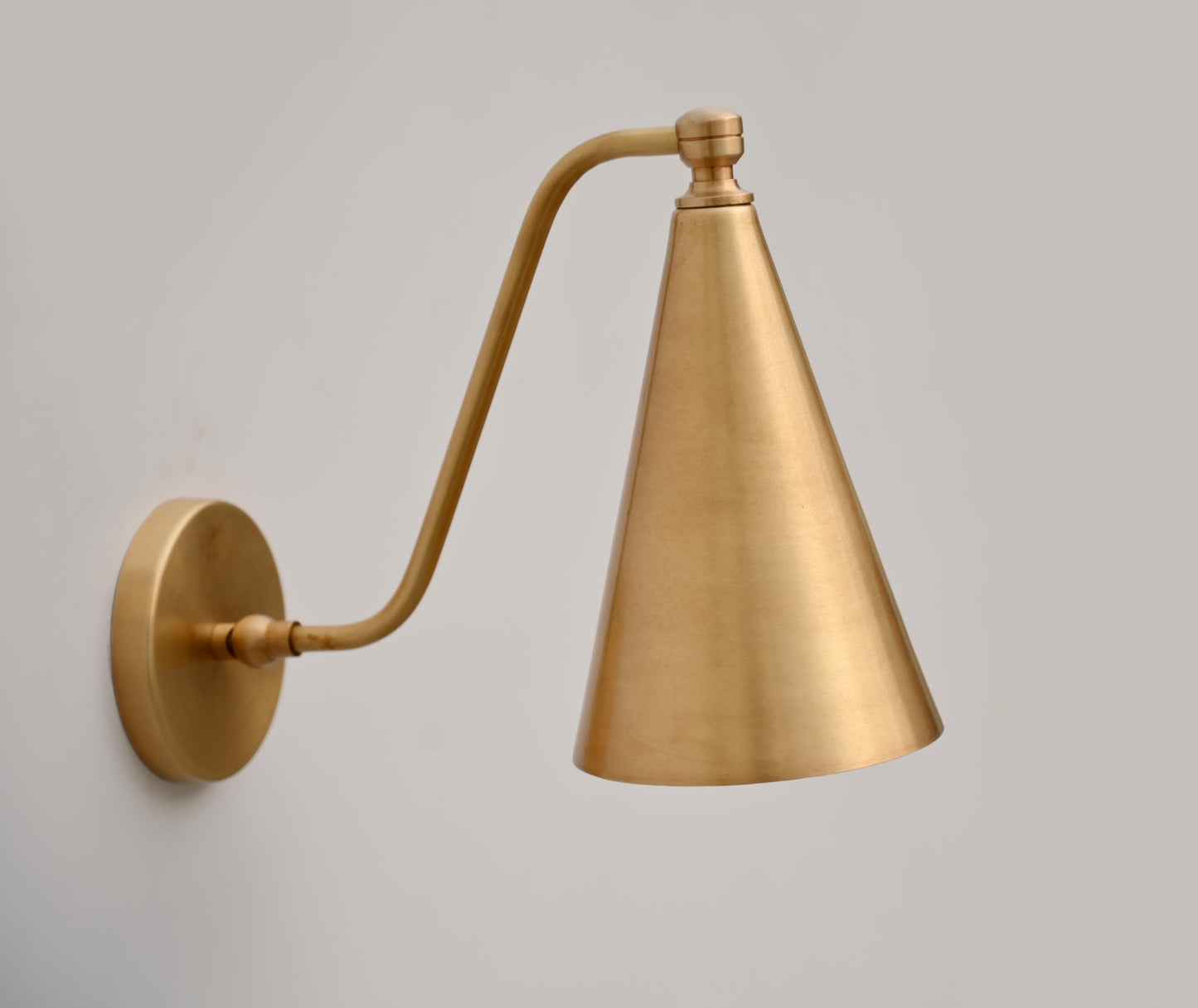 Elegant Handmade Brass Wall Lamp Timeless Illumination for Any Space